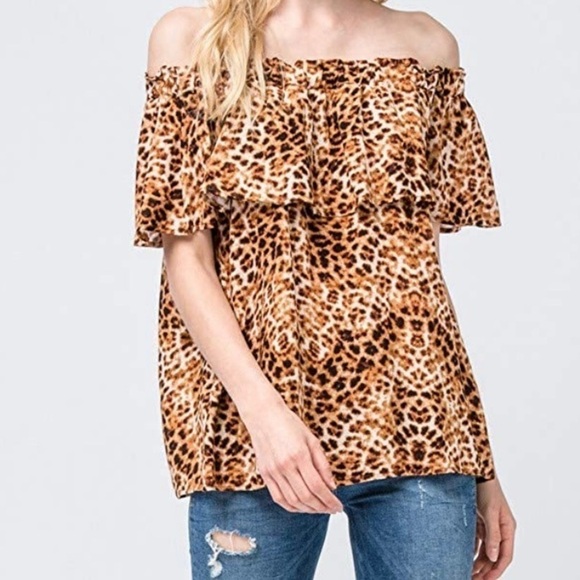 Entro Boutique Leopard Catimal Animal Print Off The Shoulder Top Blouse Size M - Picture 1 of 17